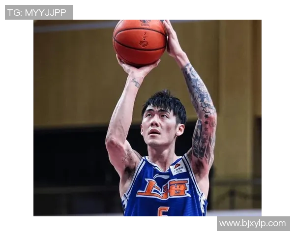 刘铮的奋斗历程与篮球梦想如何在职业生涯中交织成辉煌篇章